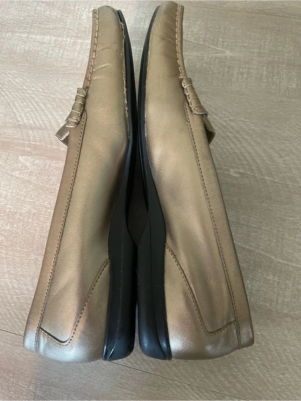 Trotter's Metallic Bronze Penny Loafers flats shoes slipons sz 10N leather